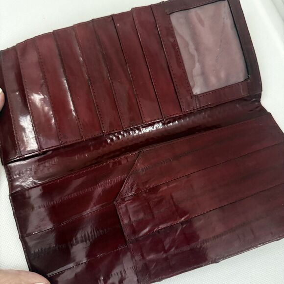 Genuine Eel Skin Eelskin Checkbook Cover Wallet Lined Card ID Holder Red - Picture 2 of 8